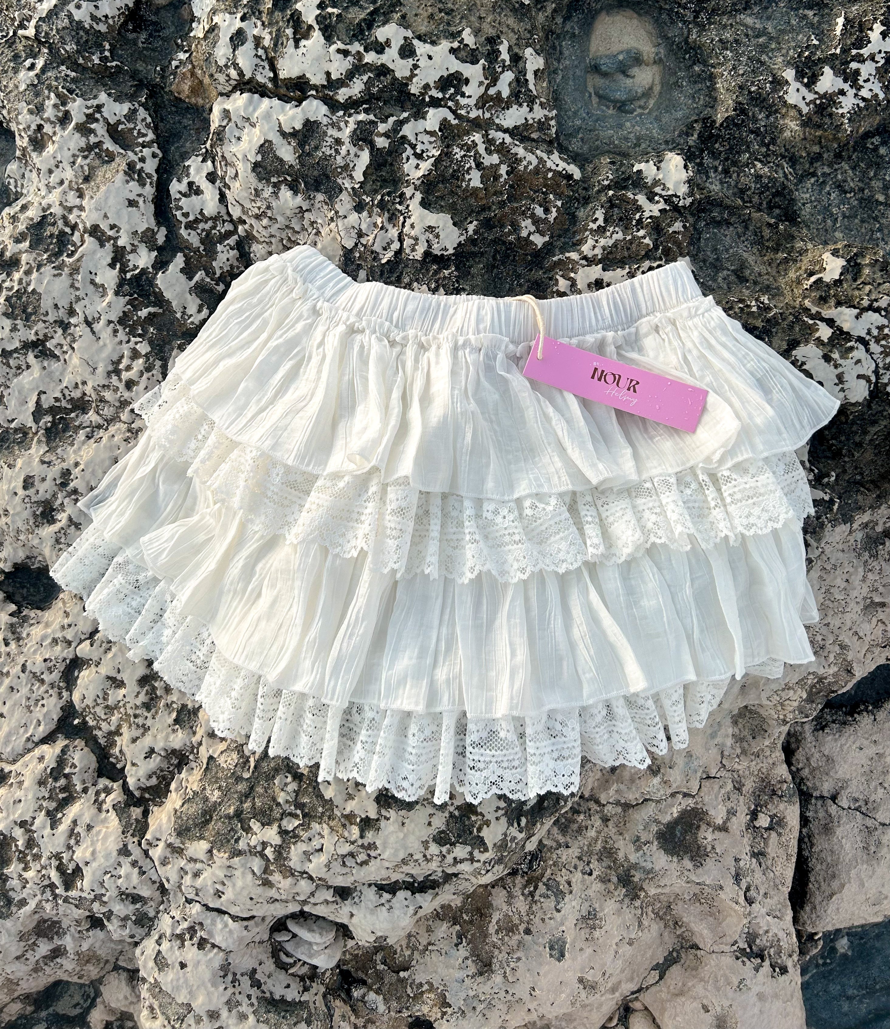 Ruffle lace skirt